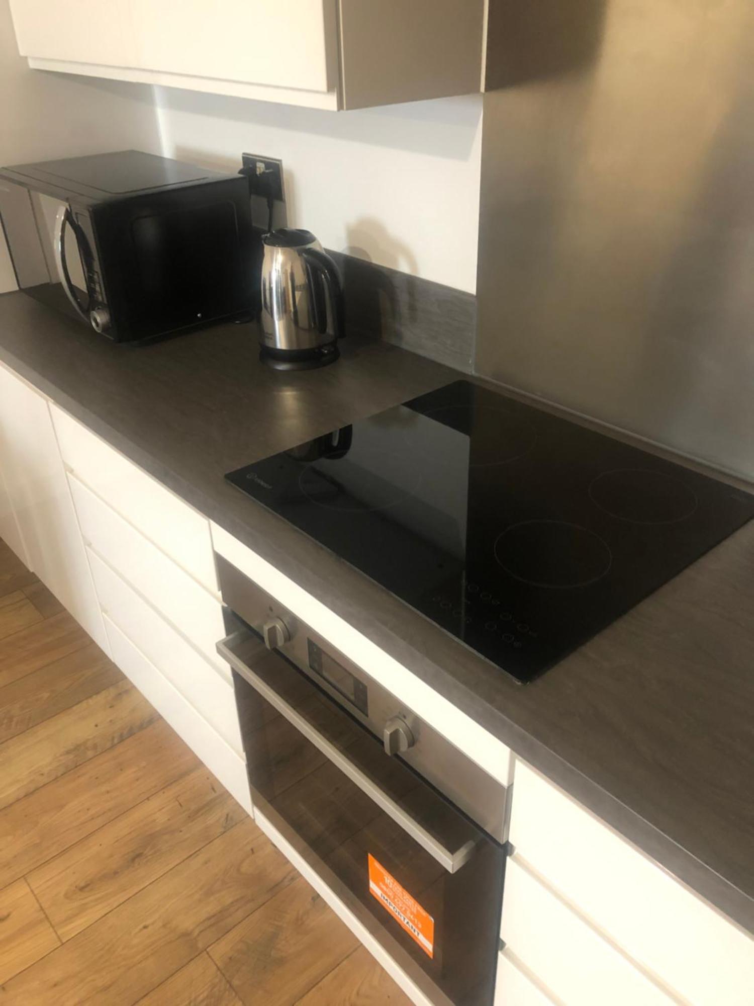 Luxury Kingsize Bedroom With Private Bathroom Northolt  Extérieur photo